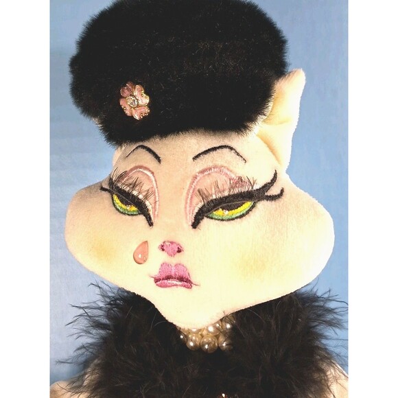 Alley Cats by Margaret Le Van SPOILED Kitty Cat 23ish" Bendable Stuffed Plush - Picture 15 of 16